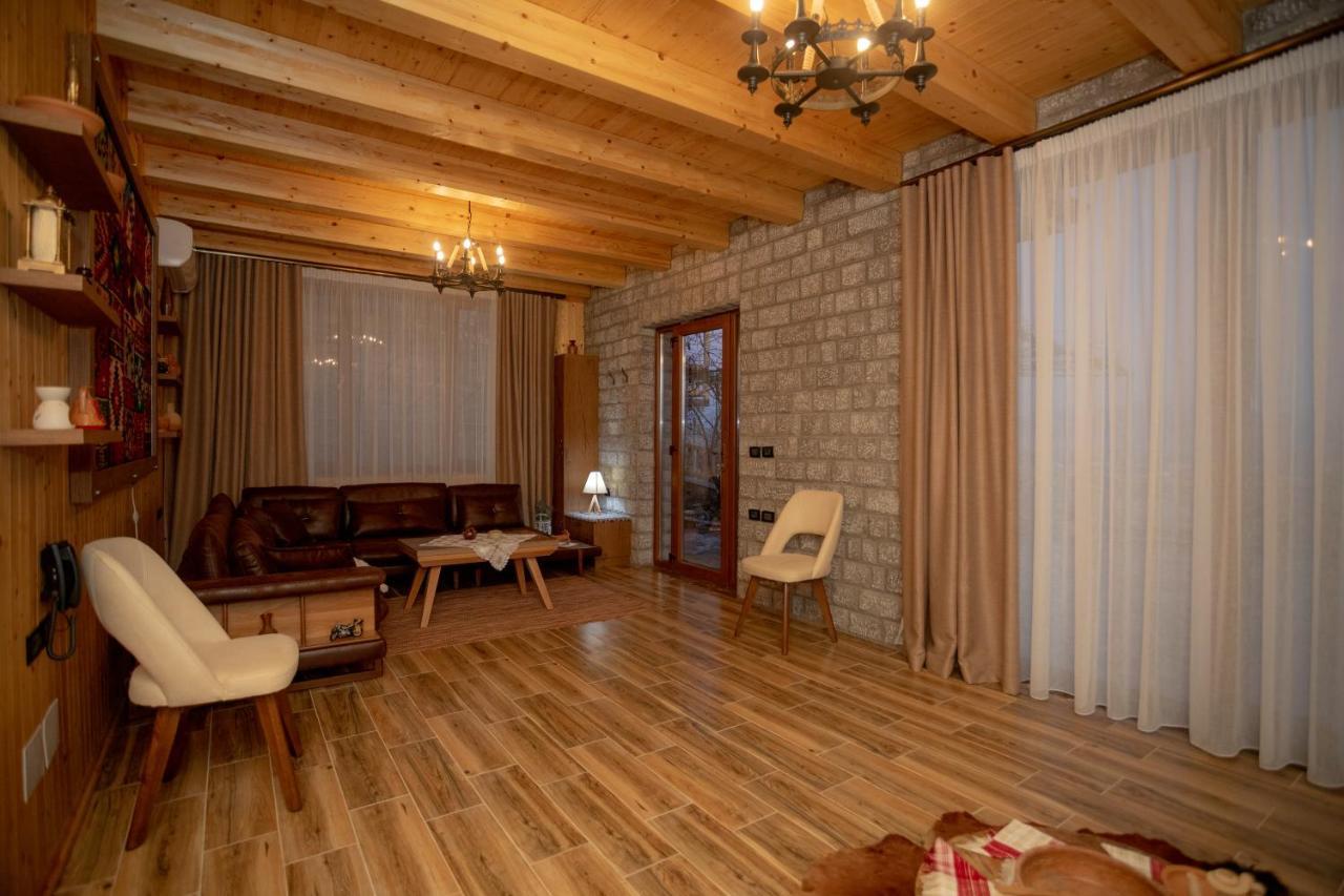 Отель Old House Canaj Экстерьер фото